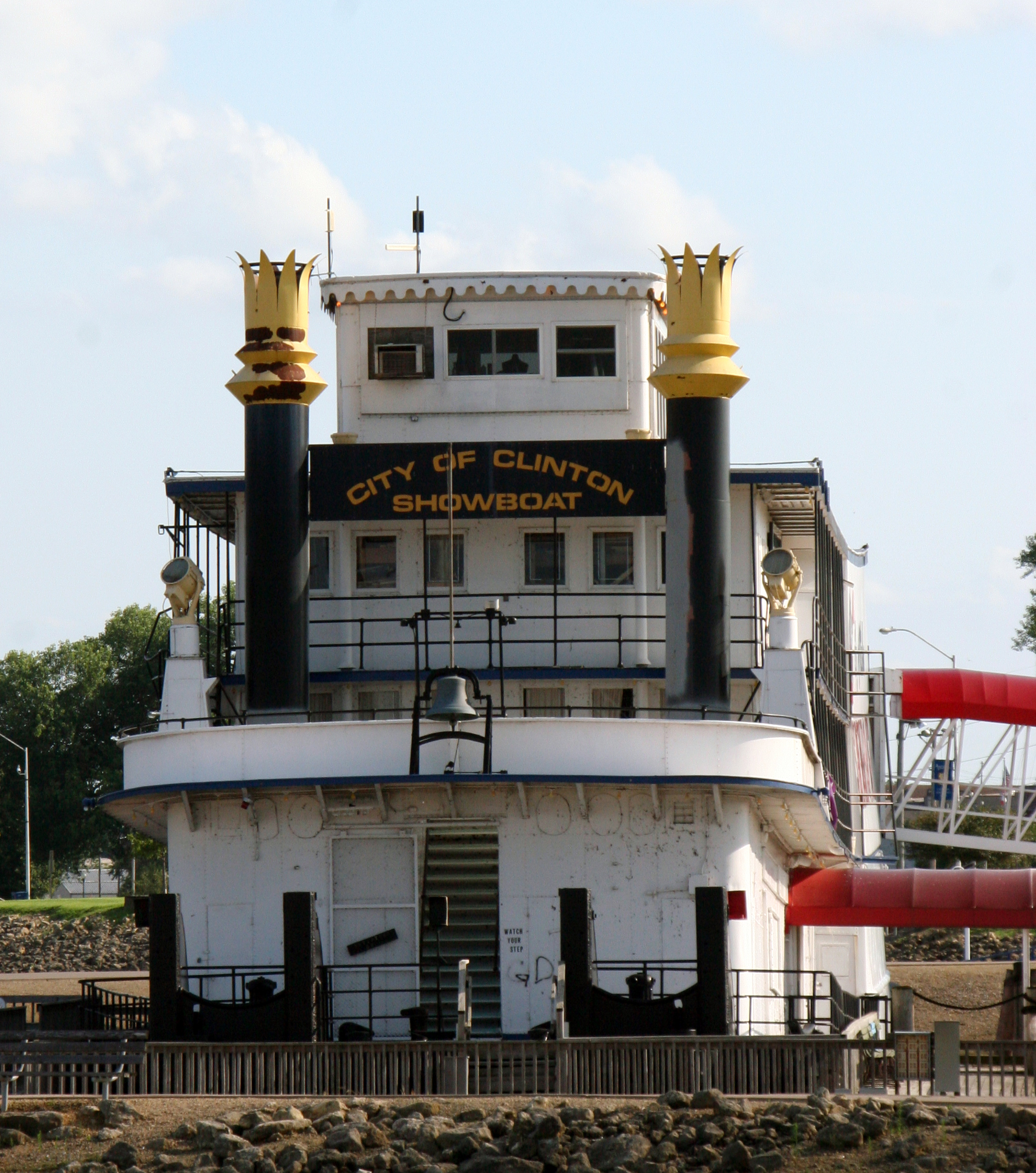 The showboat in clinton on the dike.